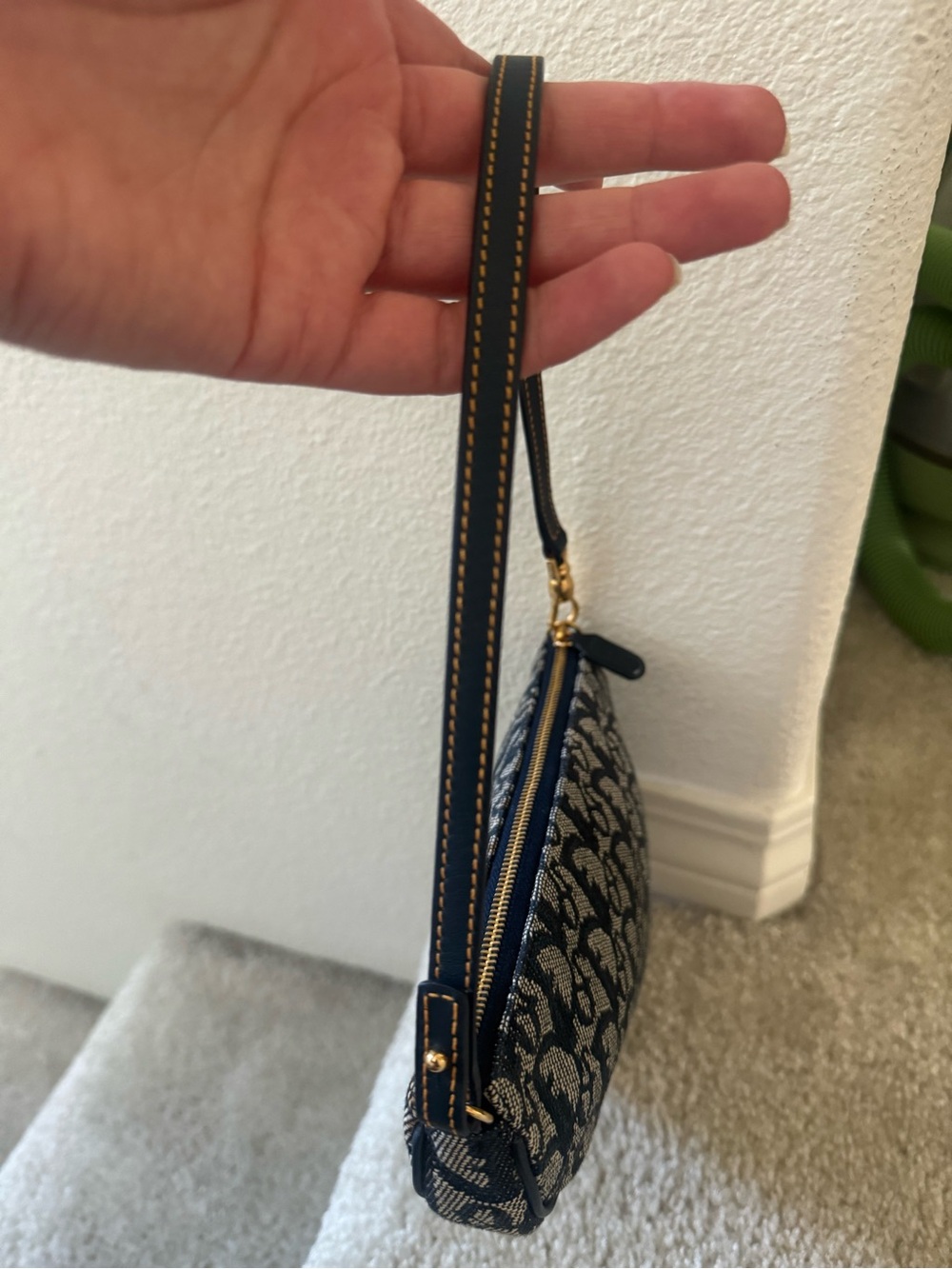Vintage Dior Trotter Saddle in Navy Blue - Picture 4 of 6